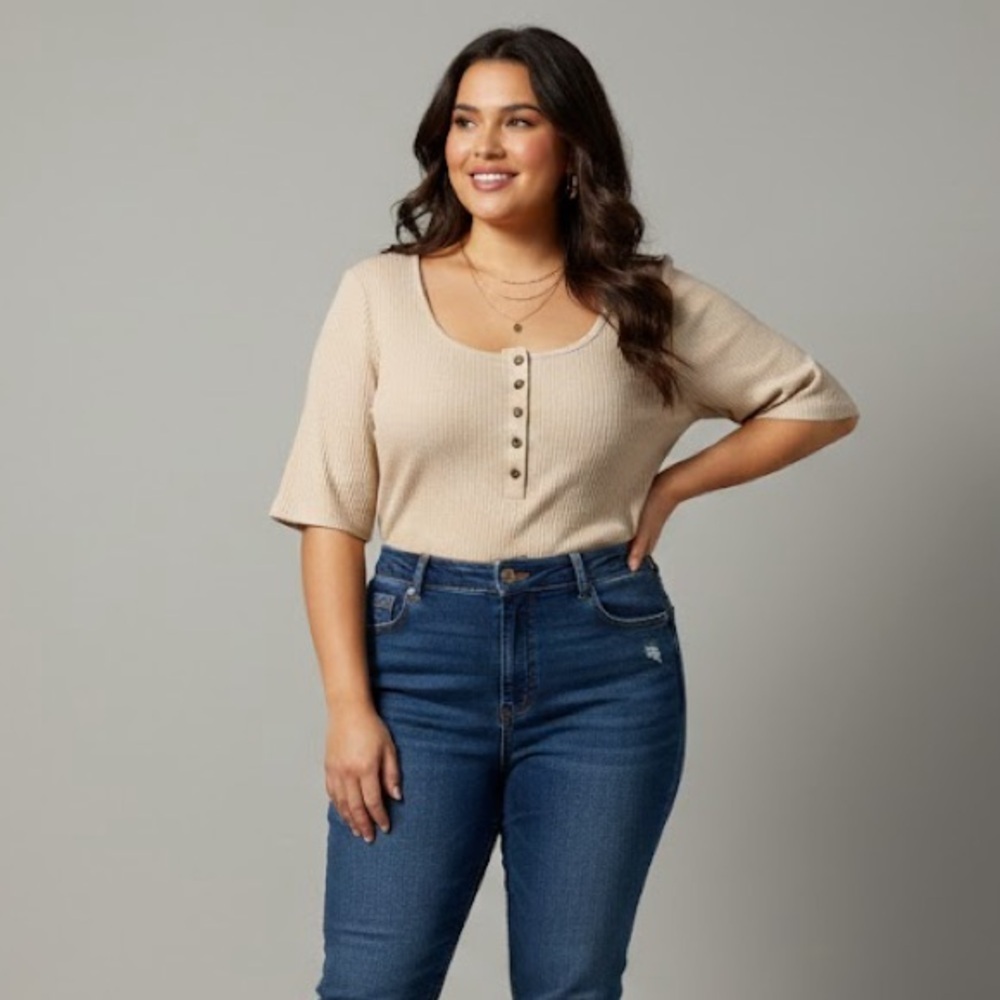 Addition Elle Beige Short Sleeve Top | Size 1X